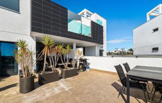 Beautiful Apartment In Guardamar Del Segura - 5