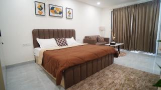 Central suites with Terrace by Luxury Heights - 1