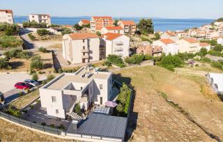 2 Bedroom Beautiful Apartment In Podstrana - 3