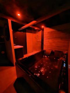 Love room Émeraude & Pièce Secrète - 8