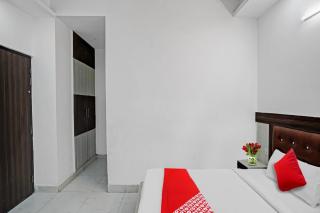 Hotel O New Signature near Iskcon Temple - 3