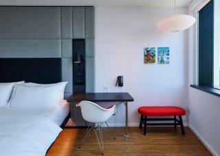 citizenM Boston Back Bay - 9