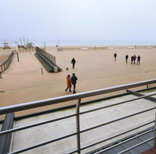 BEL AIR HOLIDAY - Cozy studio with terrace and stunning frontal sea view T38 - Ostende - 1