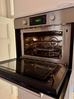 Cozy 1BR Flat with Sauna in Ullanlinna, Helsinki - 9