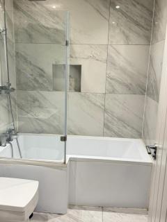 London Luxury Self-Catering Apt with Sleep 6 - 6