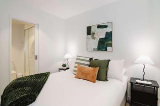 Southbank Serenity with Stunning Views - 1