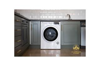 Stay by the Sea Salthill - Entire Apartment - 1