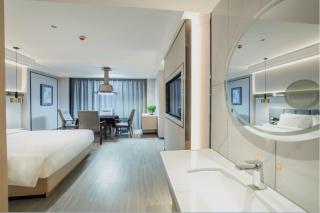 Huanman Hotel Huarong People's Square Branch - 7