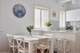 Edward Escape - Short Walk to Beach - 6