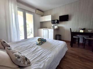 Studio ensoleillé à Saint-Florent avec piscine - 5