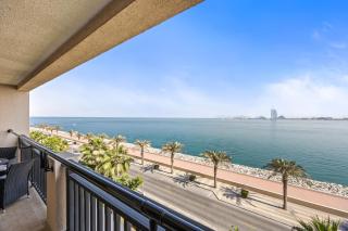 Burj View Luxury 1BR - Full Sea View Private Beach - Anantara Palm - 8
