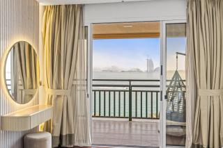 Burj View Luxury 1BR - Full Sea View Private Beach - Anantara Palm - 4