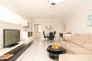 Spacious 2 bdr apartment heated pool, garage - 6