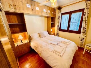 Sunny Mediterranean Retreat - 2