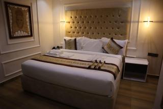 The Cathelea Hotel - 2