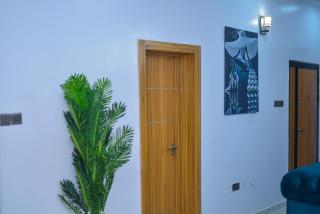 La Veda Manor Luxury Apartment - 9