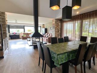 Espectacular casa con piscina - 2