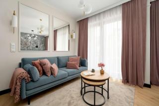 Stylish Studio in Wrocław with Air Conditioning, Close to the Market Square by Renters Prestige - 0