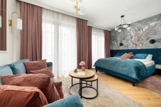 Stylish Studio in Wrocław with Air Conditioning, Close to the Market Square by Renters Prestige - 3