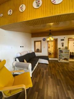 House in Perfect Location - 6