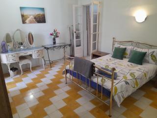Cosy Family Holiday Home Close to the Sea - 0