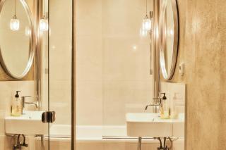 Flamingo Flat - Prague - 1