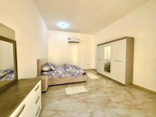 ابوظبي مدينه الرياض - 2