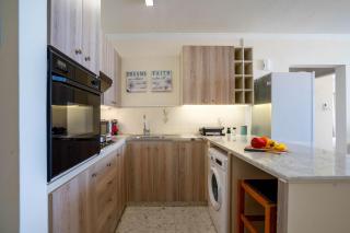 Makenzy Sandy Beachfront Paradise - Larnaca - 7