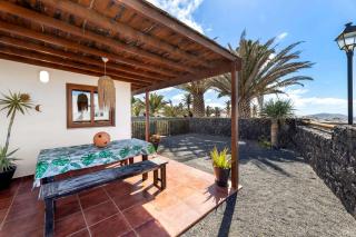 Villa Calma Pool Oasis & Volcano Views Bayside - 9