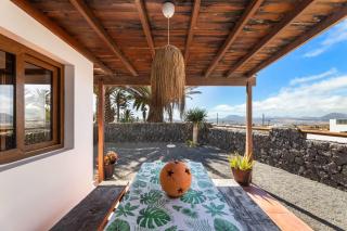 Villa Calma Pool Oasis & Volcano Views Bayside - 8