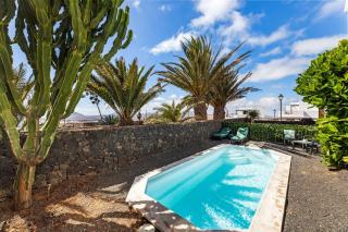 Villa Calma Pool Oasis & Volcano Views Bayside - 6