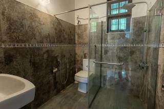 Tharan Villa - House in Colombo - 2