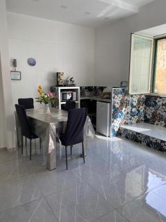 Le 3 Sorelle House - Naples - 8