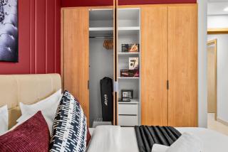 Luxury Cartier Residence Radiant Square - 2