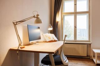 Bright & Peaceful Space in Kreuzberg I Female Only - 1