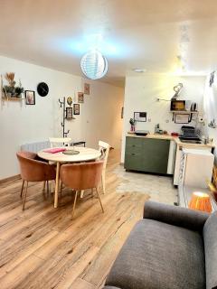 Maison de ville Chaleureuse au cœur de Chartres Netflix, garage vélos - 0