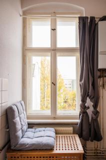 Bright & Peaceful Space in Kreuzberg I Female Only - 9