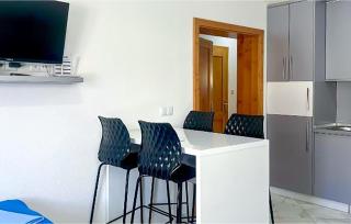 1 Bedroom Lovely Apartment In Vir - 8