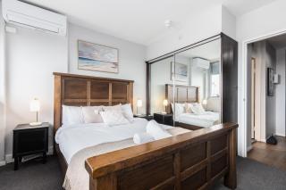 Stylish 2BR Cityside apt with Pool, Gym and Parking - 1