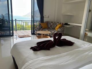 Mae Haad Sunset 2 - 5