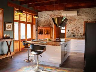 La Pension Guest House - 4