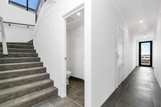 Bloom & Brick A Sepal Stay - 8