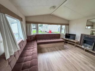 Lovely 6 Berth Caravan At Seawick Holiday Park, Essex Ref 27005Mv - 2