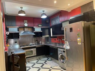 Modern 3-bedroom Mohadessen apartment - 1