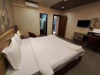 Shettar's Kusum Resort - 8