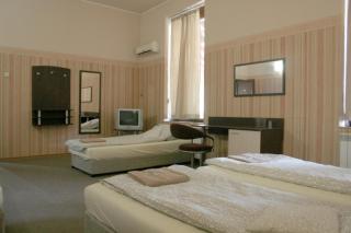 Хотел Роджърс - 8