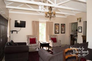 Mistique Waters Guesthouse - 8