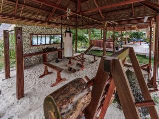 Reconnect - Private Island Resort & Dive Center Togean - Buka Buka Island - 2