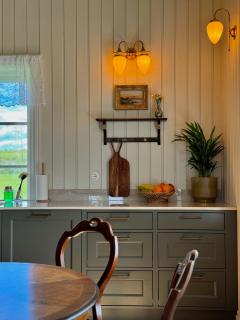 Historic Croft With Views Over Lake Mjøsa - 4