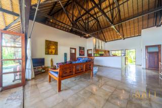 Villa Agus Mas - Serene & calm beachfront villa! - 1